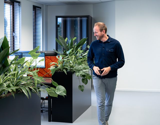 Stefan Smit, Directeur FLINK Experts, op kantoor